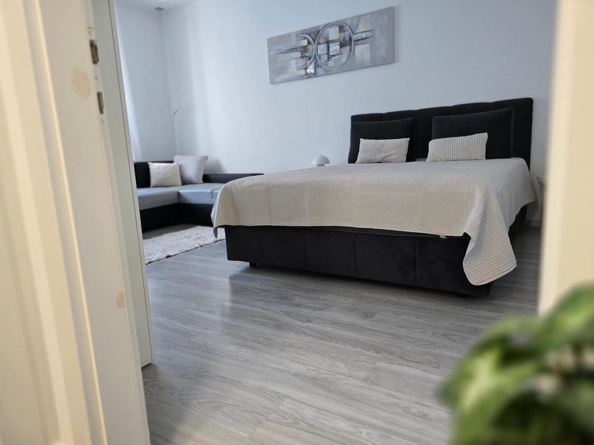 Martina Apartman Bekescsaba Εξωτερικό φωτογραφία